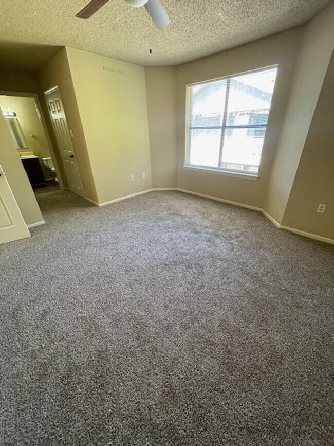 Building Photo - 843 Hammond Manor Dr