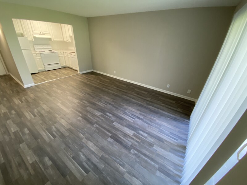Building Photo - 1005 Hickory Hill Ln
