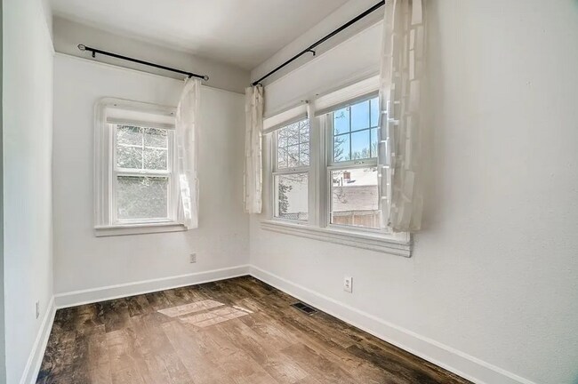 Building Photo - DAP2394