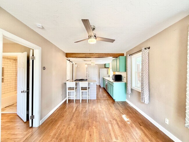 Building Photo - 3074 S Elati St