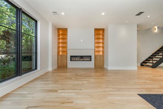 Building Photo - 4203 Normandy Ave