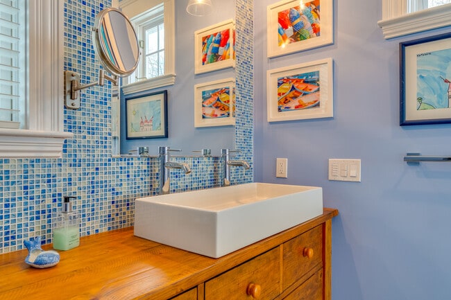 Building Photo - 14 Artist Point Rd