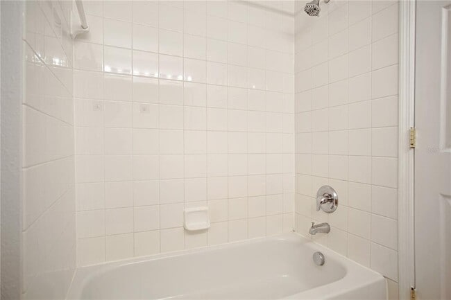 Building Photo - 522 Kildrummy Dr