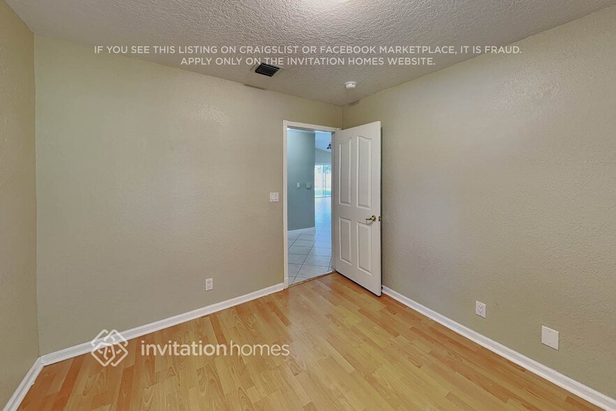 Building Photo - 3970 Sea Grape Cir