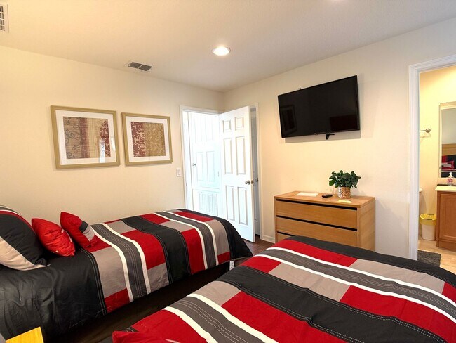 Building Photo - Coming Soon April 1st - Fully Furnished, Pet Friendly, Jacuzzi Care Included – Expect to Be Impre...