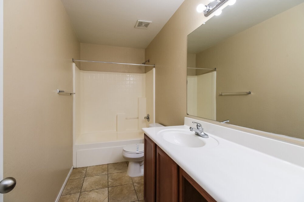 Building Photo - 11178 W Baden St