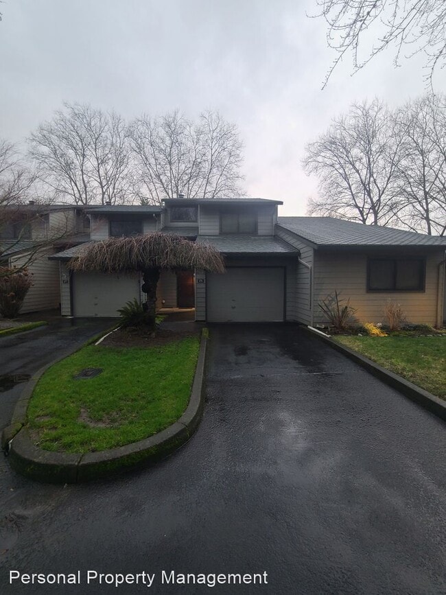 Primary Photo - 2 br, 2.5 bath House - 7816 NE Loowit Loop...