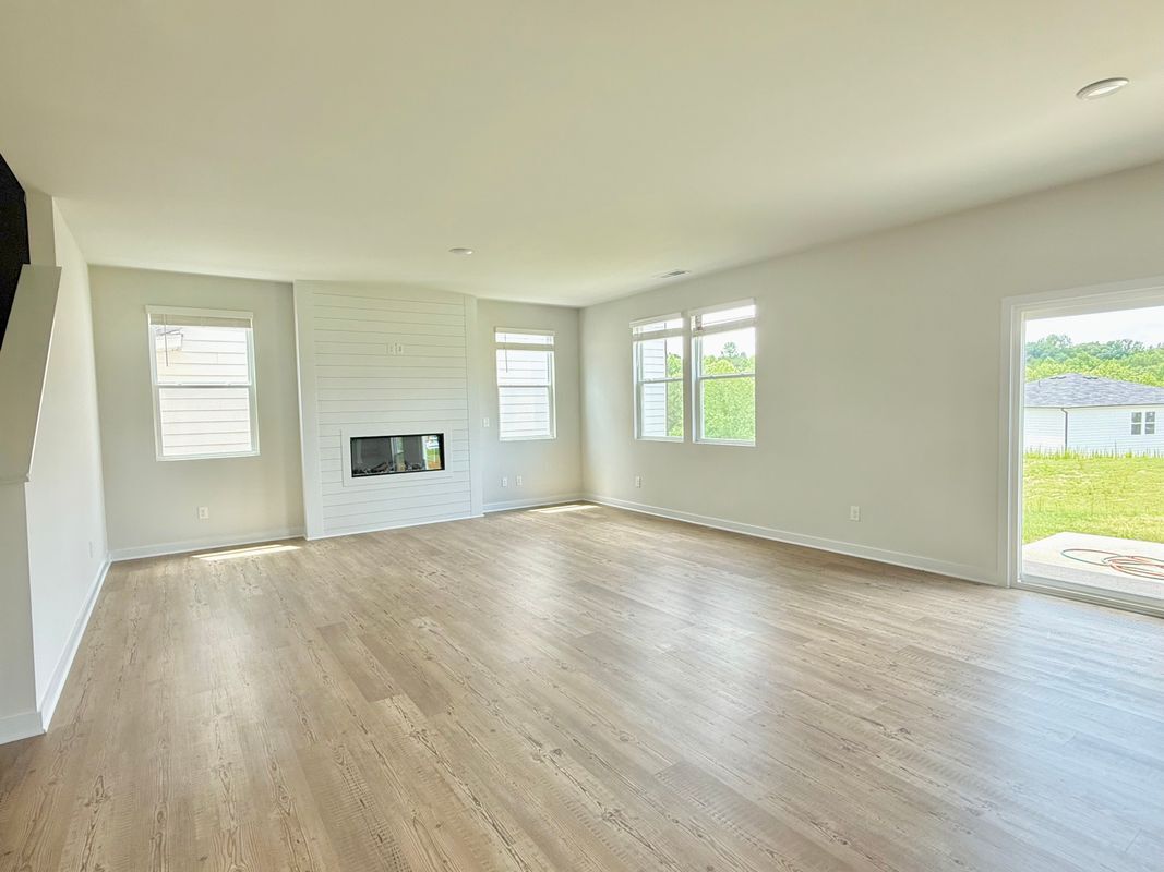 Building Photo - 5428 Aurora Trl