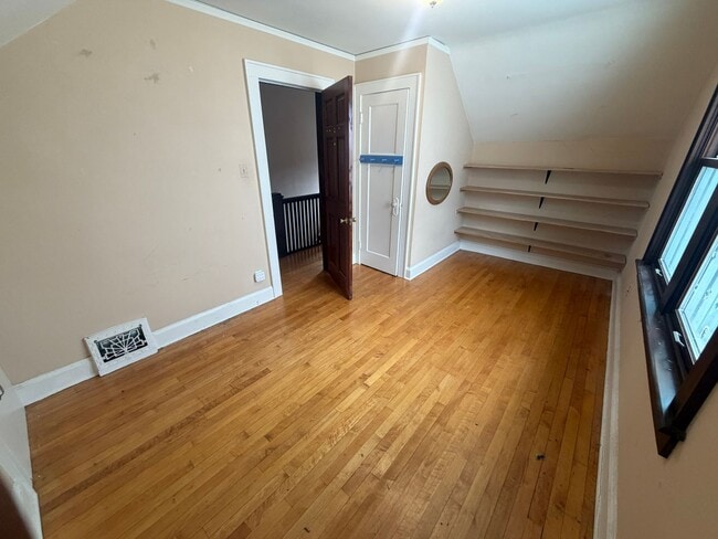 Building Photo - 3504 S Clement Ave