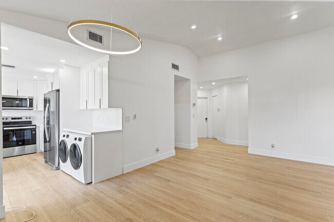 Building Photo - 6225 NW 171st St