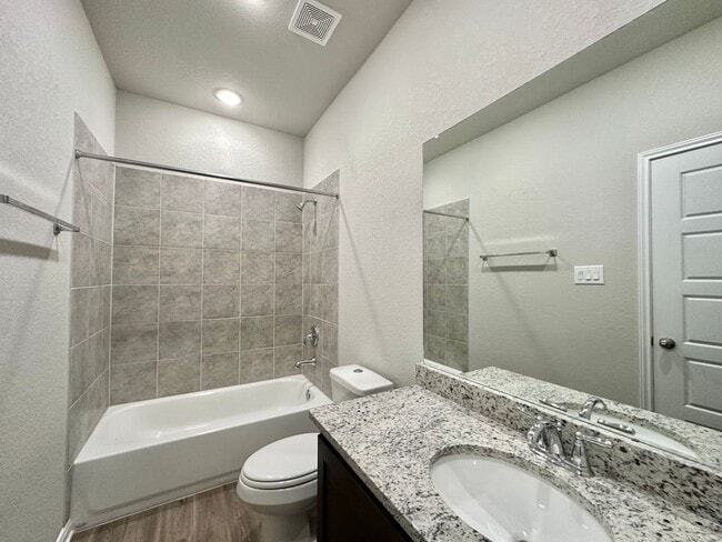 Building Photo - 213 Joseph Cir