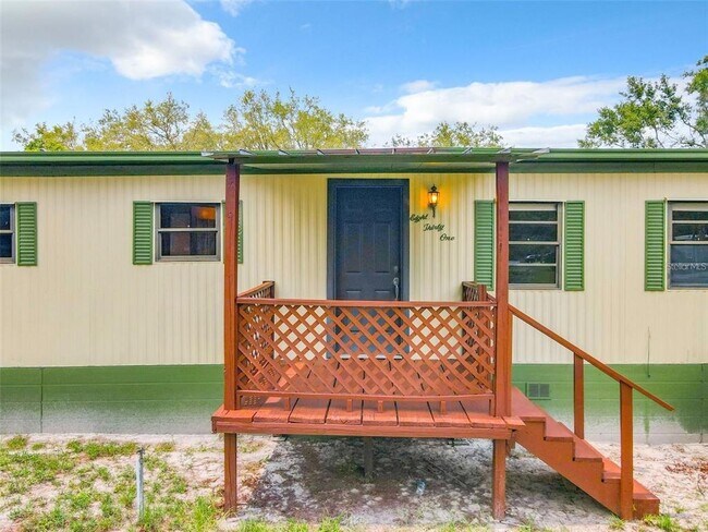 Building Photo - 831 Wolf Trail