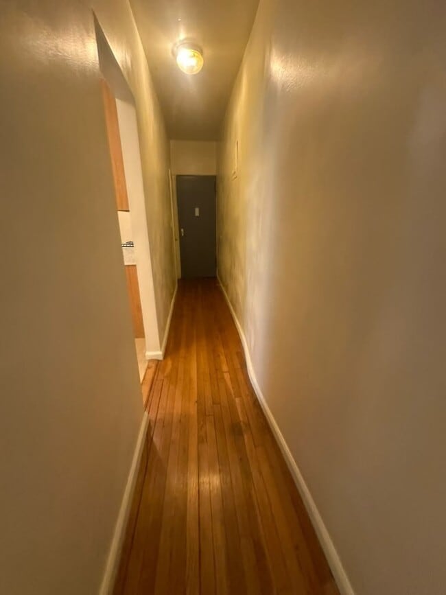Building Photo - 78 St Andrews Pl