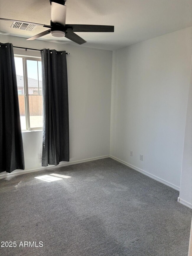 Building Photo - 22887 E Bonanza Way