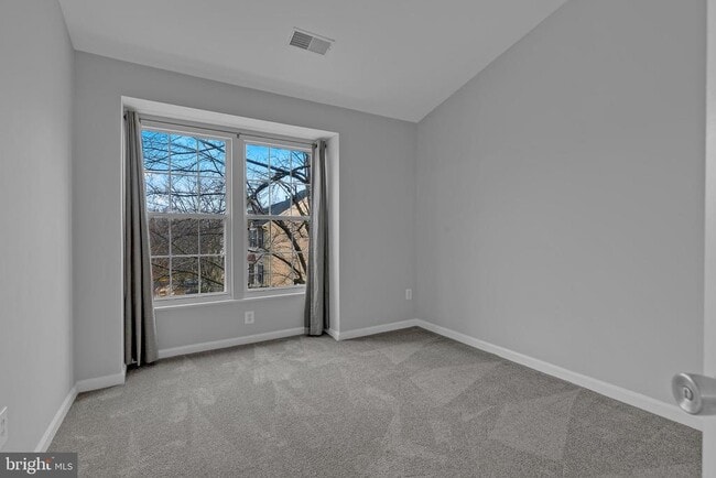 Building Photo - 20523 Ashley Terrace