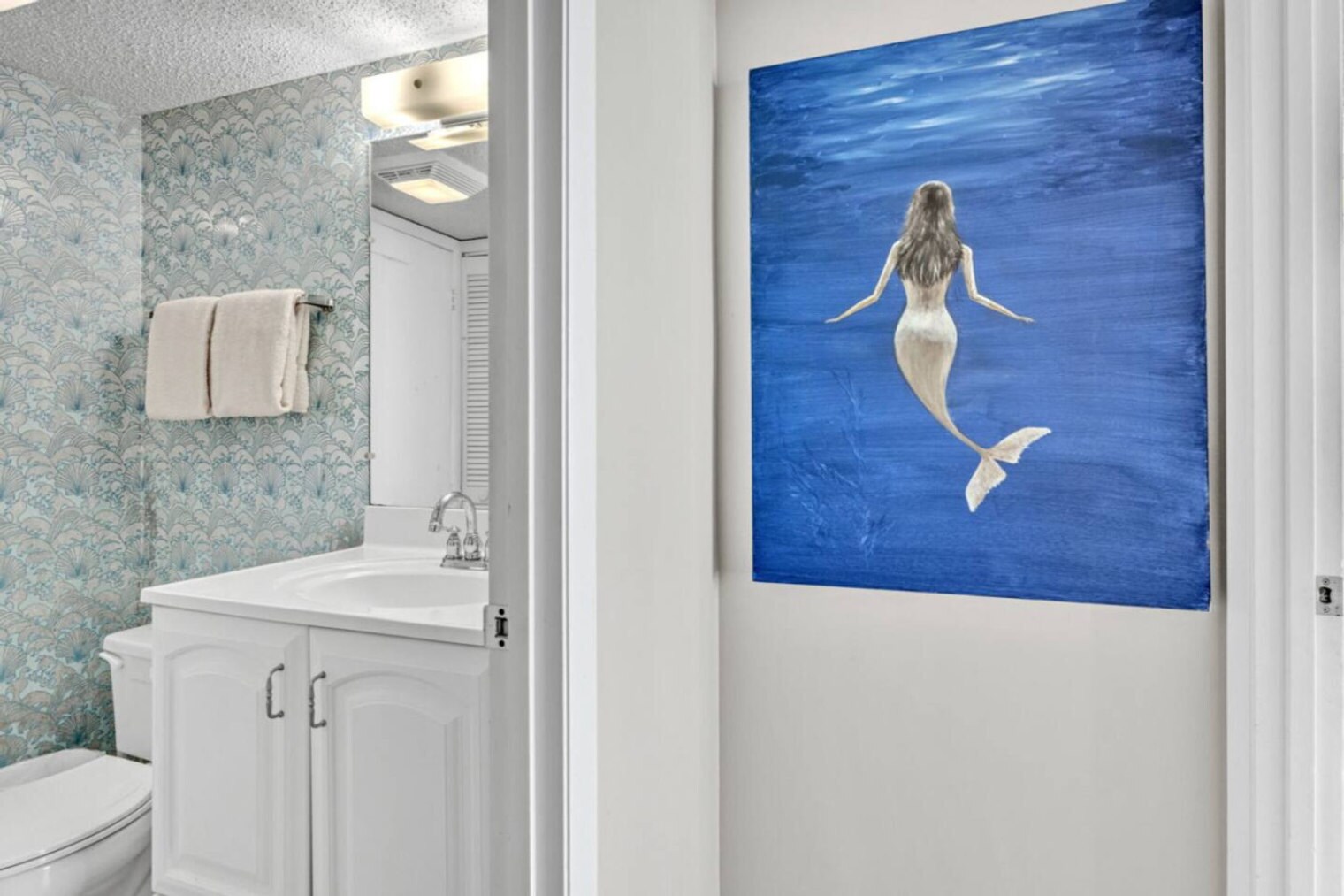 Building Photo - 7205 Thomas Dr