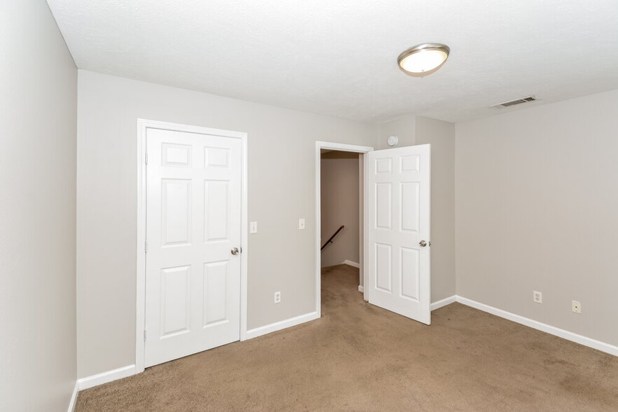 Building Photo - 4080 Nir Shreibman Blvd