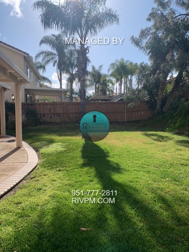 Building Photo - Highly Desirable Orangecrest Location!!!