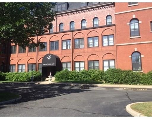 Building Photo - 100 Captains Row