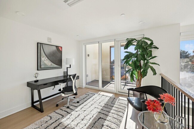 Building Photo - 14 Lincoln Pl