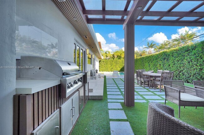 Building Photo - 397 Harbor Ct