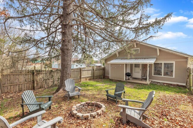 Building Photo - 177 Hoots Dr