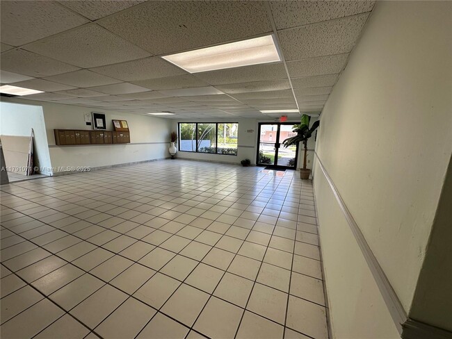 Building Photo - 3582 NE 171 St