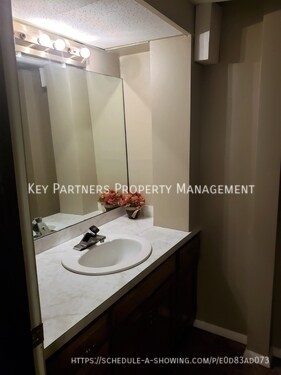 Building Photo - 7132 Newton Dr