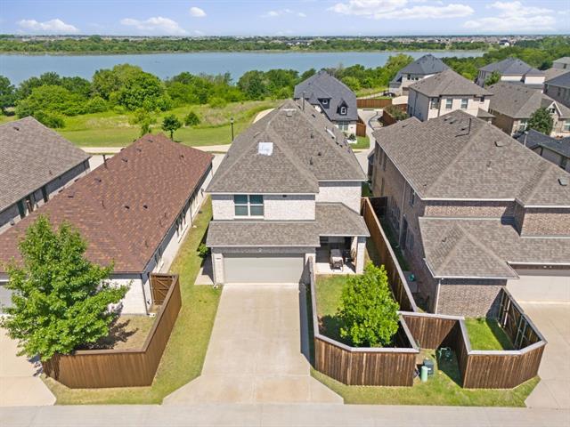 Building Photo - 2093 Almassera Dr