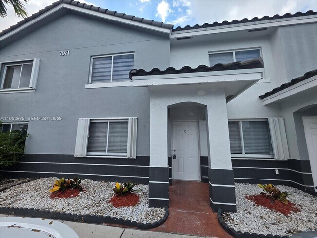 Building Photo - 7971 SW 152nd Ave