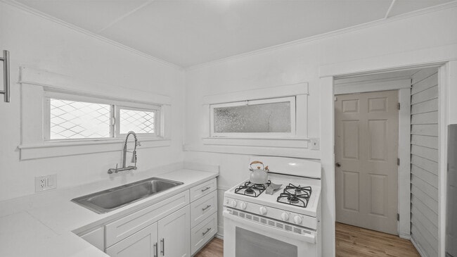 Building Photo - 3451 5th St