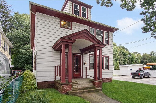 Building Photo - 1012 Narragansett Blvd