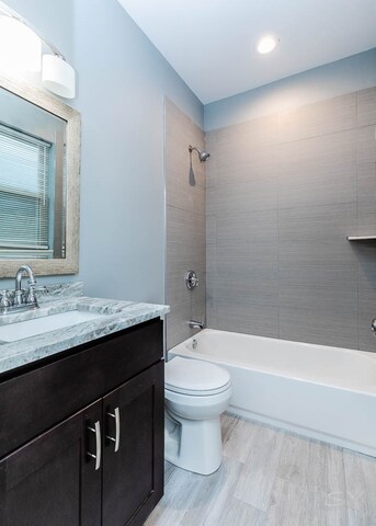 Building Photo - 2258 W Cullerton St