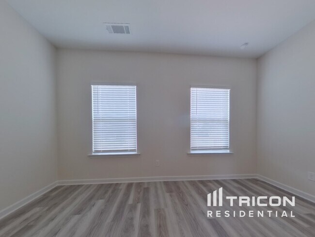 Building Photo - 3372 Arabian Farm Ln