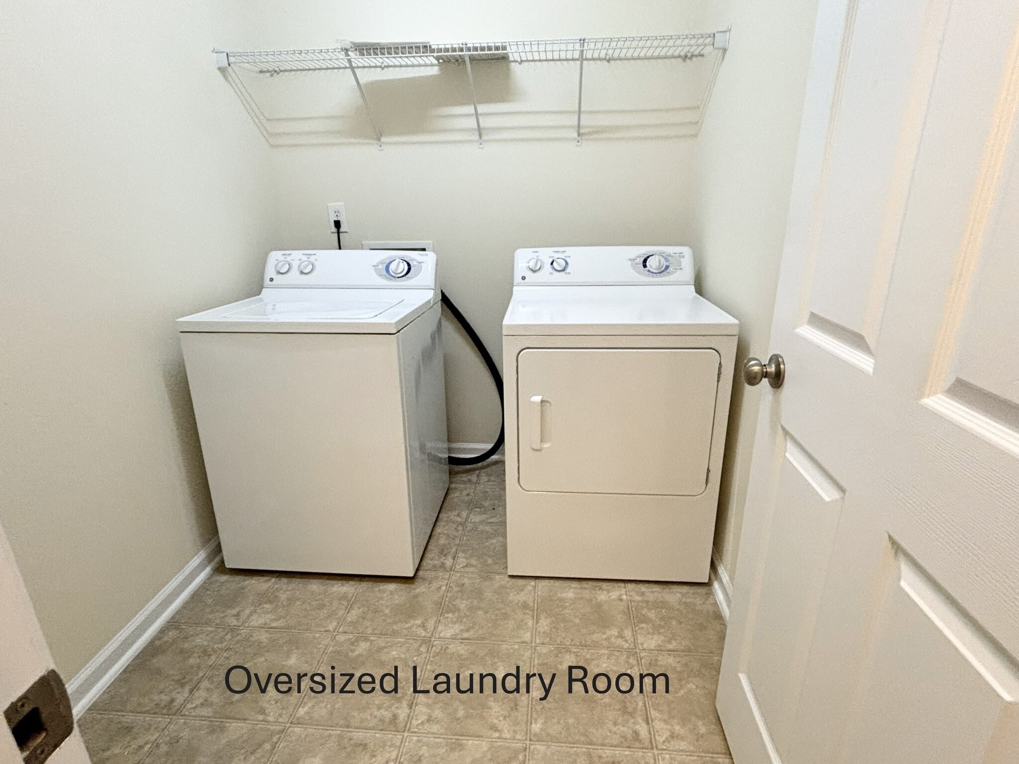 Building Photo - 11619 Stockdale Ct