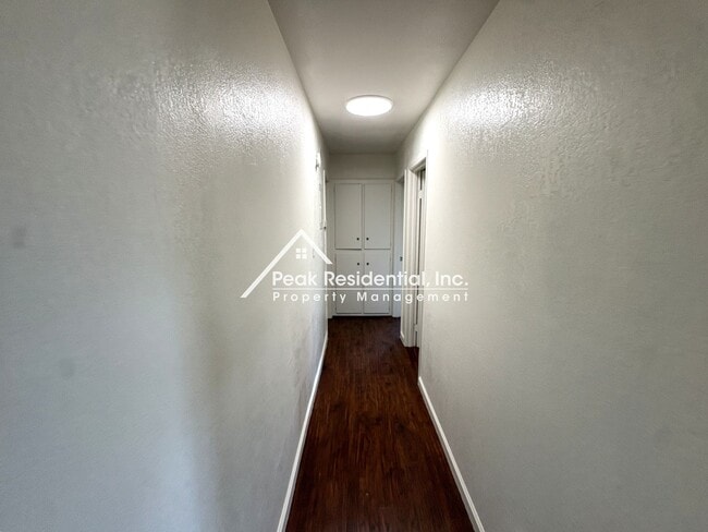 Building Photo - 4540 Ashcroft Ave
