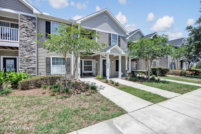 Building Photo - 575 Oakleaf Plantation Pkwy