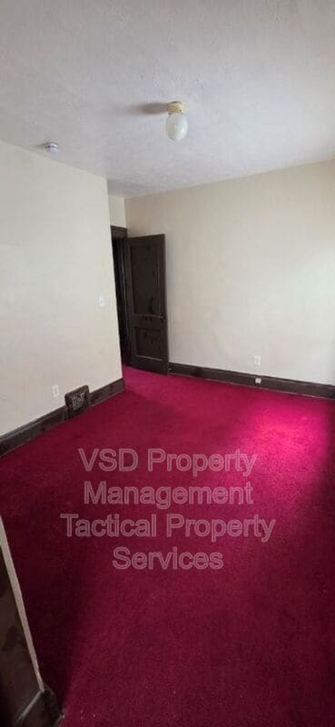 Building Photo - 12819 Edmonton Ave