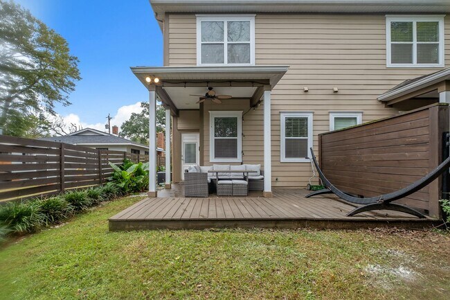 Building Photo - Midtown Tallahassee Townhome