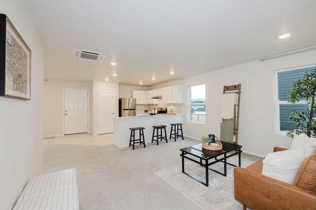 Building Photo - Olympic Ridge Rambler