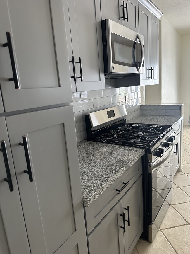 kitchen - 33519 Winston Way