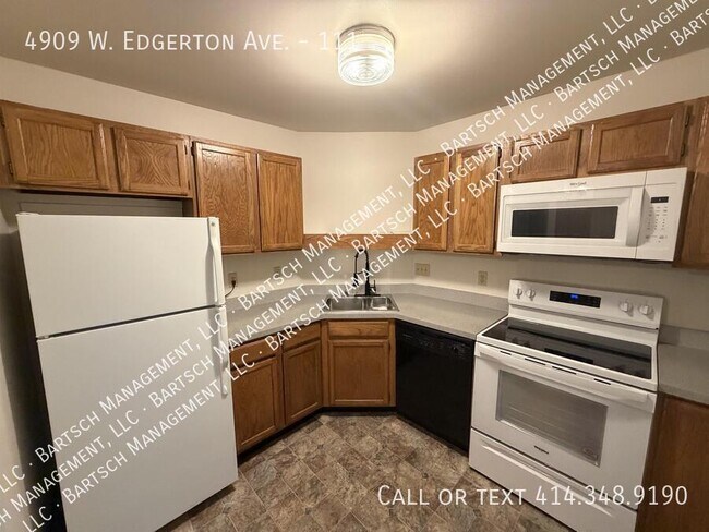 Building Photo - 4909 W Edgerton Ave