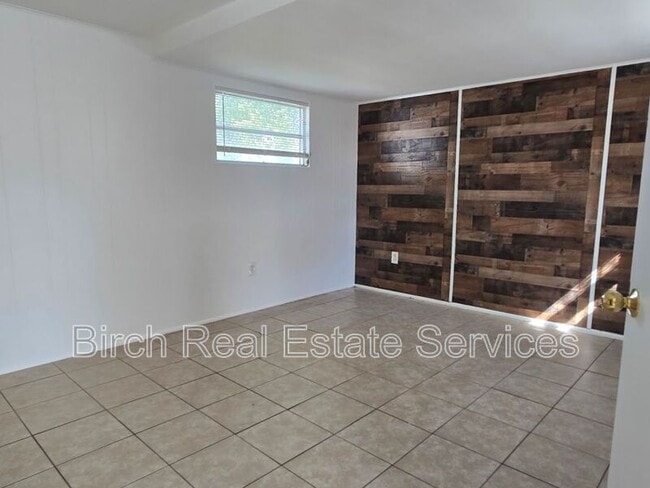 Building Photo - 5052 Cougar Loop