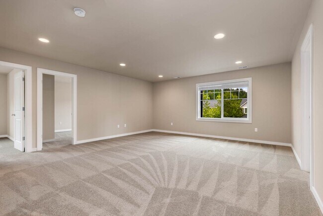 Building Photo - Spacious 5-Bedroom Home with Loft in Beautiful Carnation