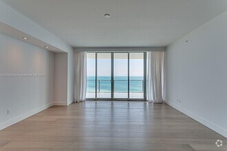 Building Photo - 360 Ocean Dr