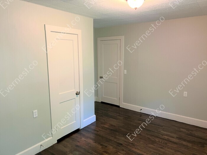 Building Photo - 795 Heflin Ave E