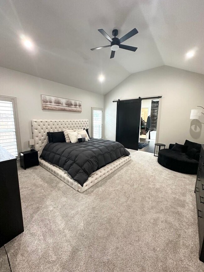 Building Photo - 4 Bedroom 3 Bathroom for Rent