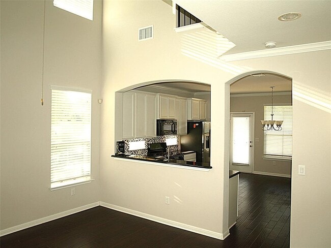 Building Photo - 213 Parable Cove