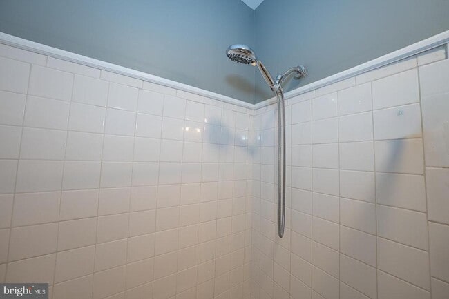 Building Photo - 524 S 3rd St