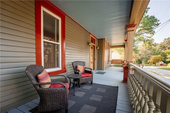 Building Photo - 152 Rivertown Rd